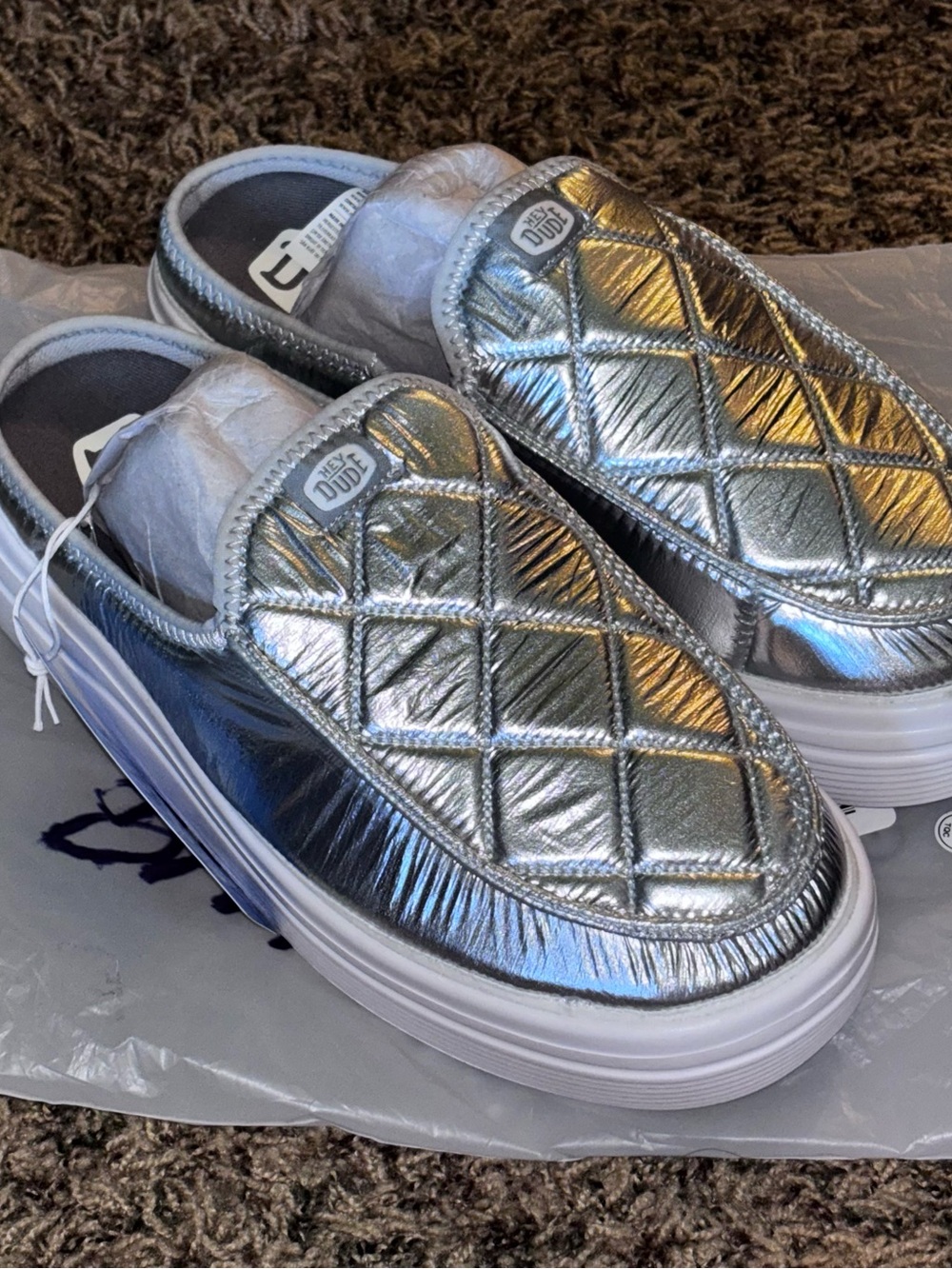 Hey Dude Austin Lift Metallic Puffer Silver/White Women Size 8 NEW